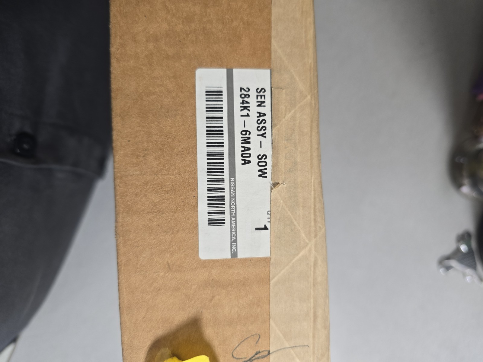 Nissan 284K1-6MA0A Sensor Assembly-Side Obstacle Warning, LH