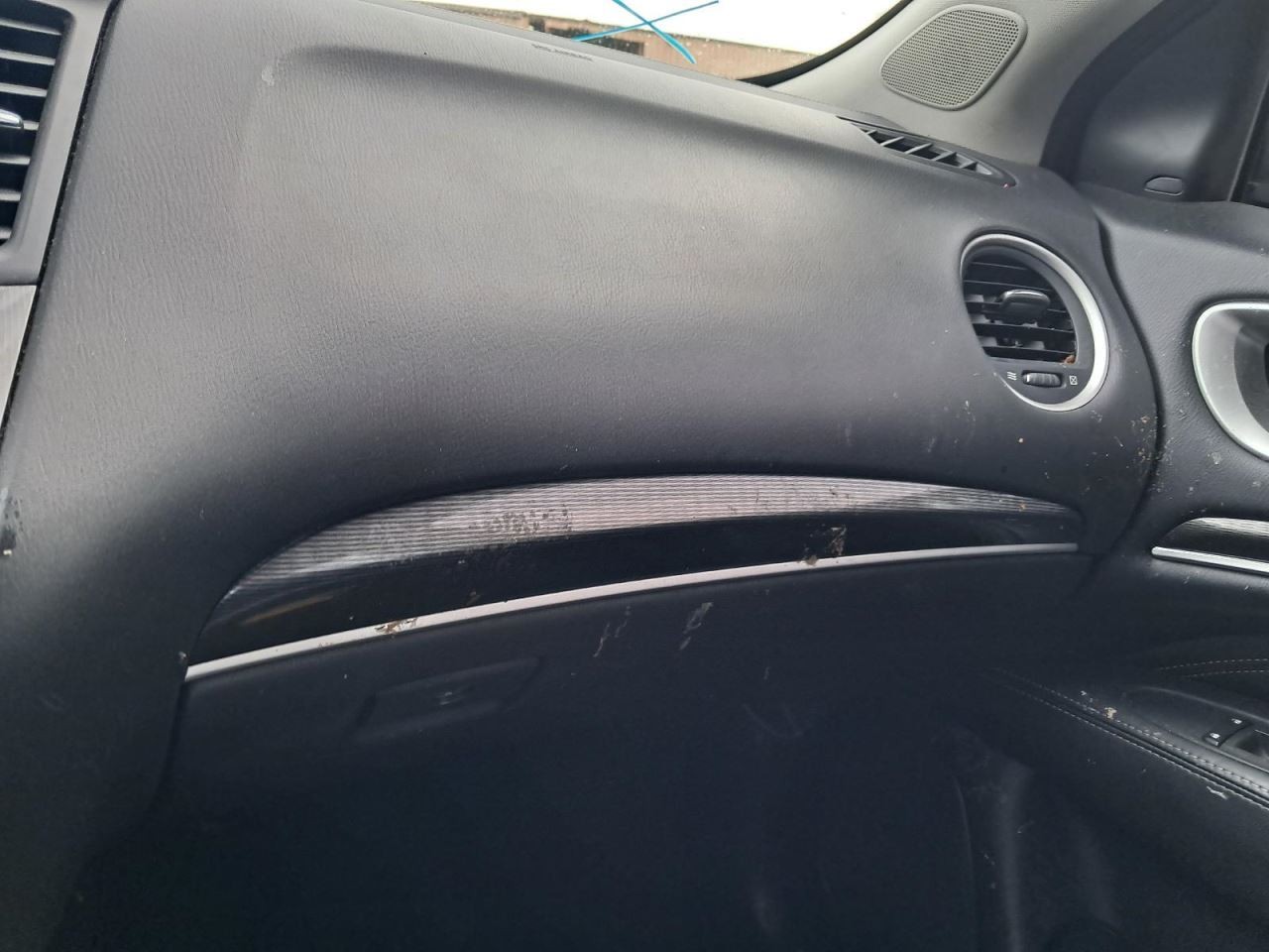 QX60      2019 Glove Box 4894364
