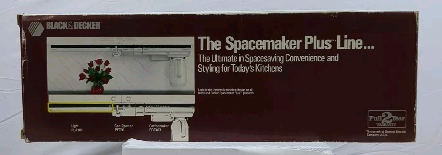 Black & Decker Spacemaker Plus Under-Cabinet Light PLA100, Fluorescent - 1988