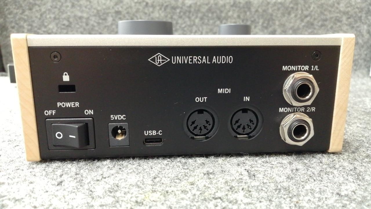 UNIVERSAL AUDIO VOLT176 Audio Interface