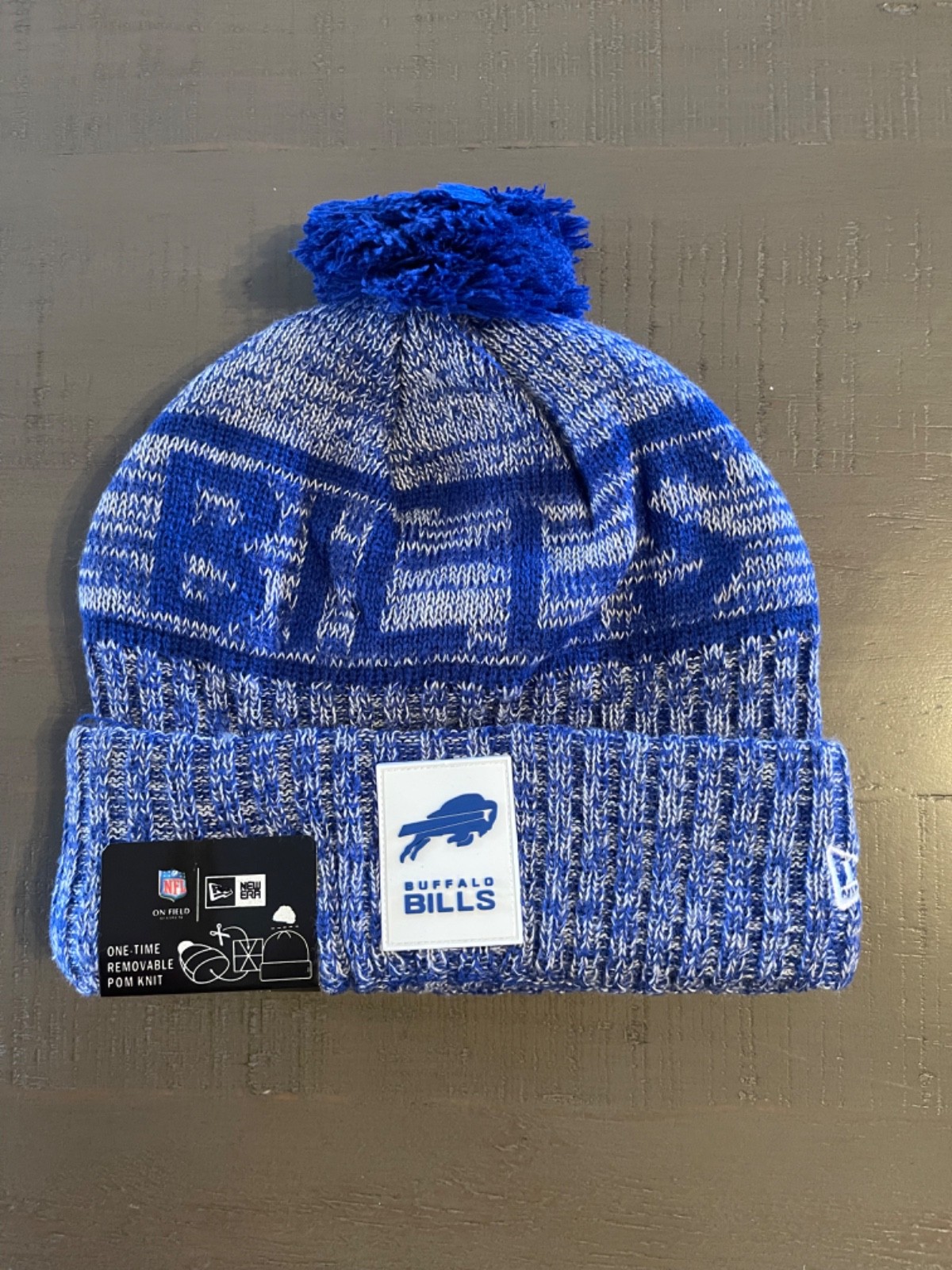 NFL BUFFALO BILLS 2024 NEW ERA SIDELINE ON FIELD SPORT KNIT Beanie POM POM