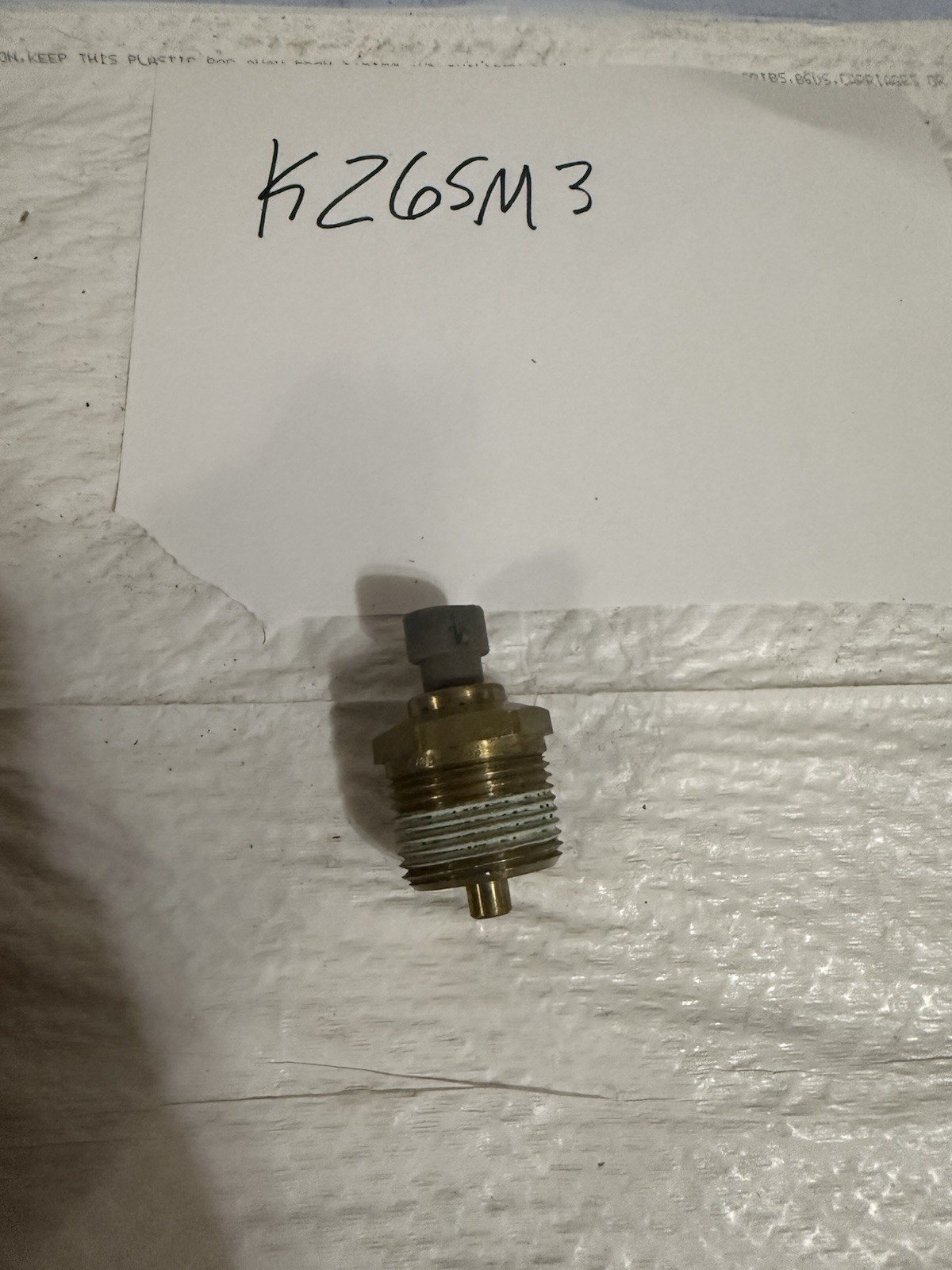detroit diesel 23514708 Coolant Temperature Sensor New Open Box
