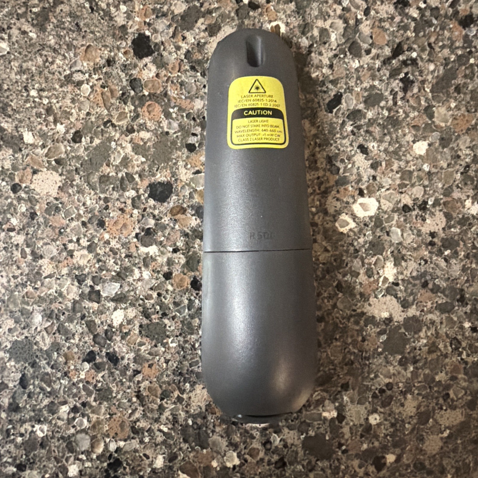 Authentic Logitech R500 Laser Presentation Remote (910-006518) Great Condition