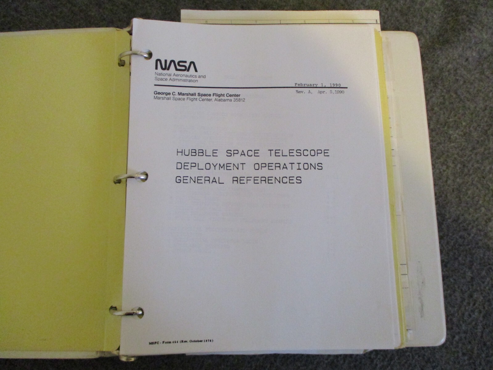 NASA MSFC HUBBLE SPACE TELESCOPE STS31 DEPLOYMENT OPERATIONS GEN REF BINDER