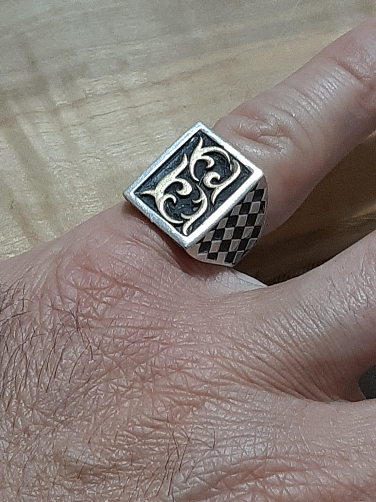 925 MENS SILVER ENGRAVED SOLITAIRE RING
