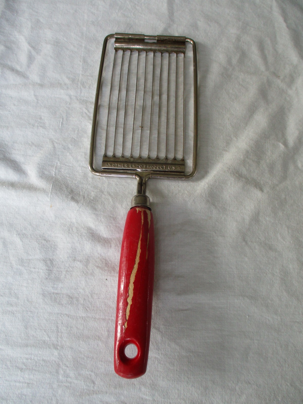 Vintage 'Another Ekco Product USA' Tomato Slicer Stainless Steel Red Handle