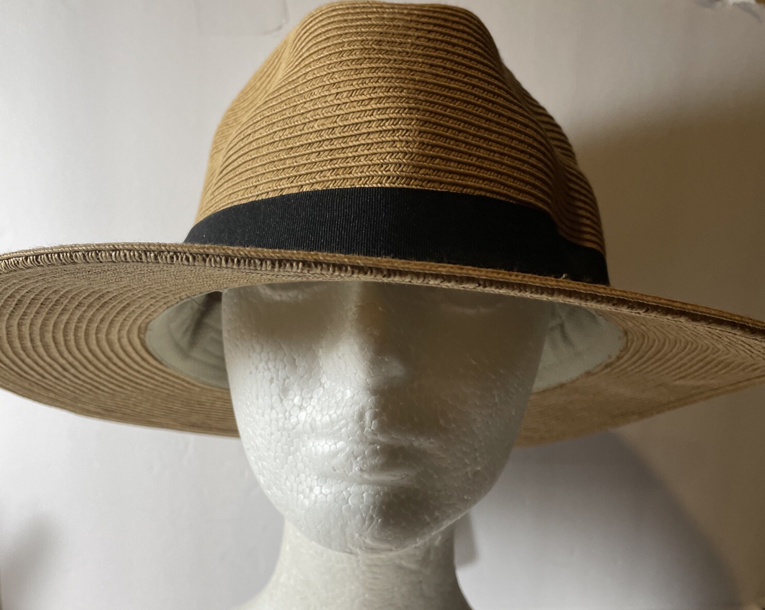Sunday Afternoons Sun Hat UPF 50 + L/LX NEW