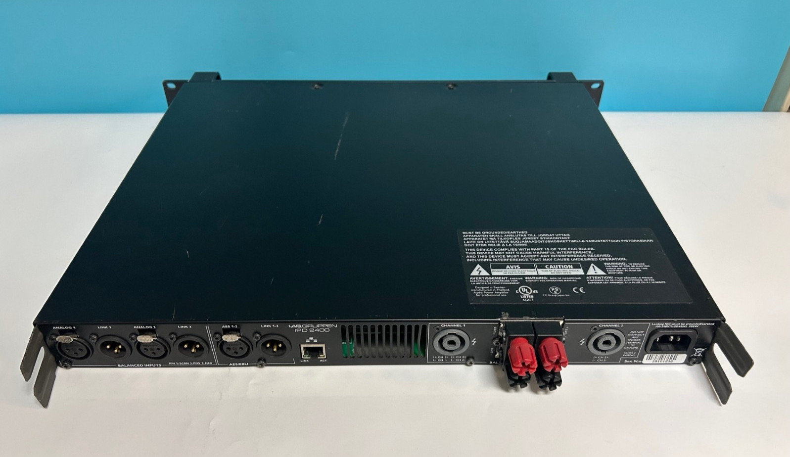 Lab Gruppen IPD2400