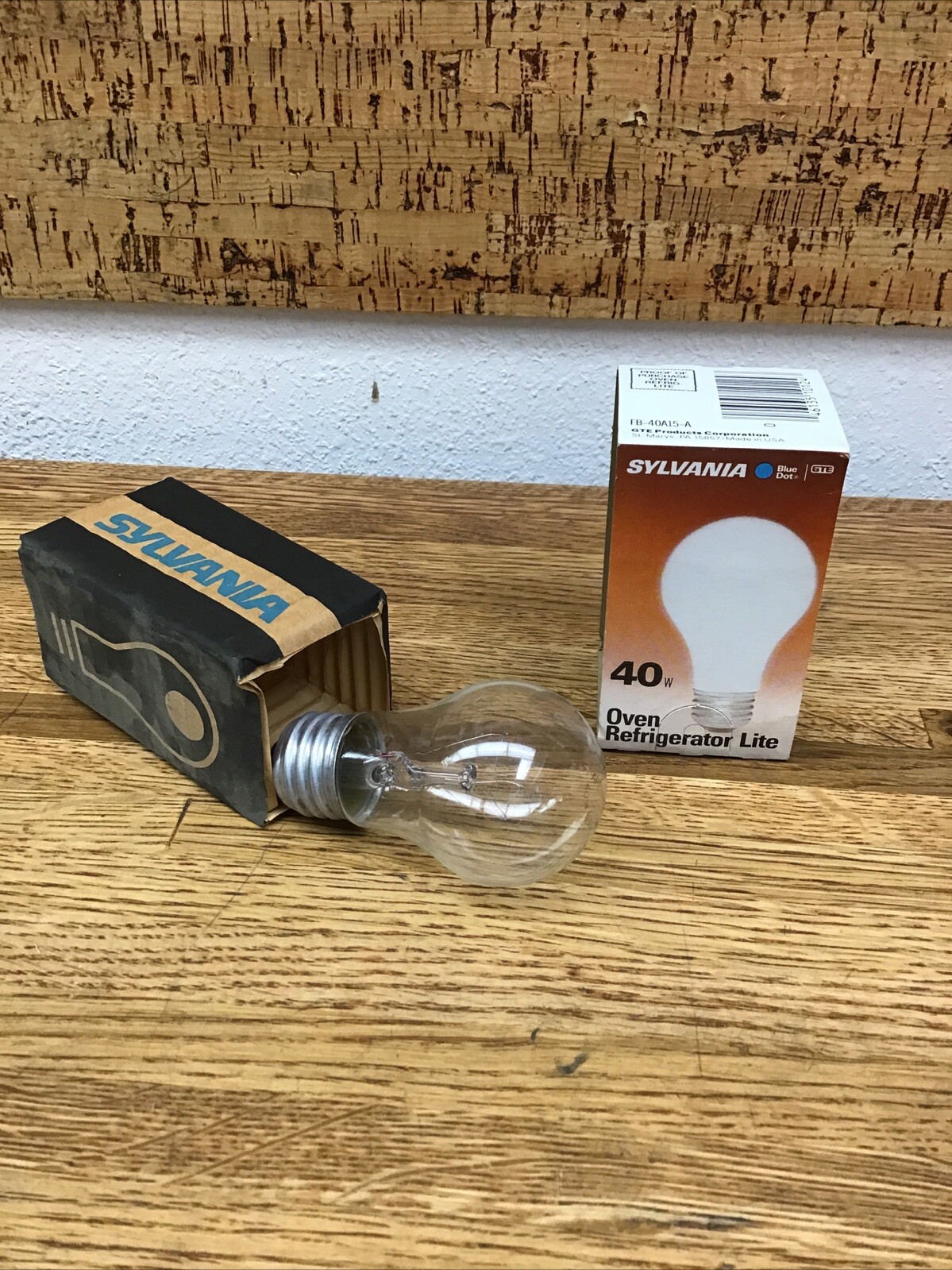 1 Sylvania Appliance Bulb 40 Watt Oven / Refridgerator Light Bulb USA