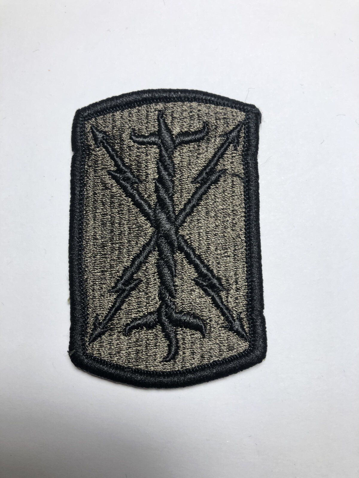 17th Field Artillery Brigade Subdued U.S. Army Shoulder Patch Insignia