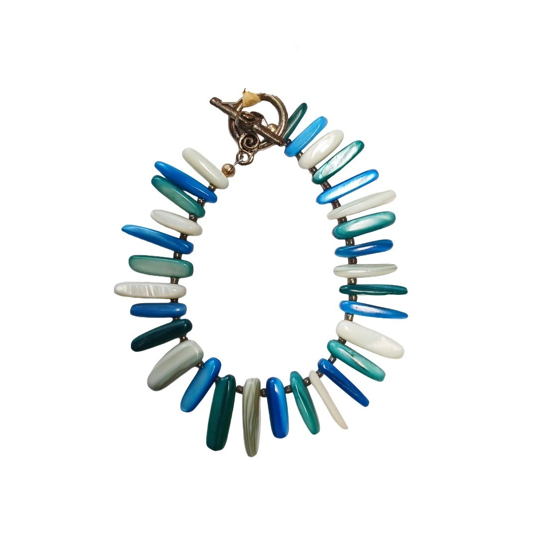 Faux Seabreeze Shell Beaded Bracelet