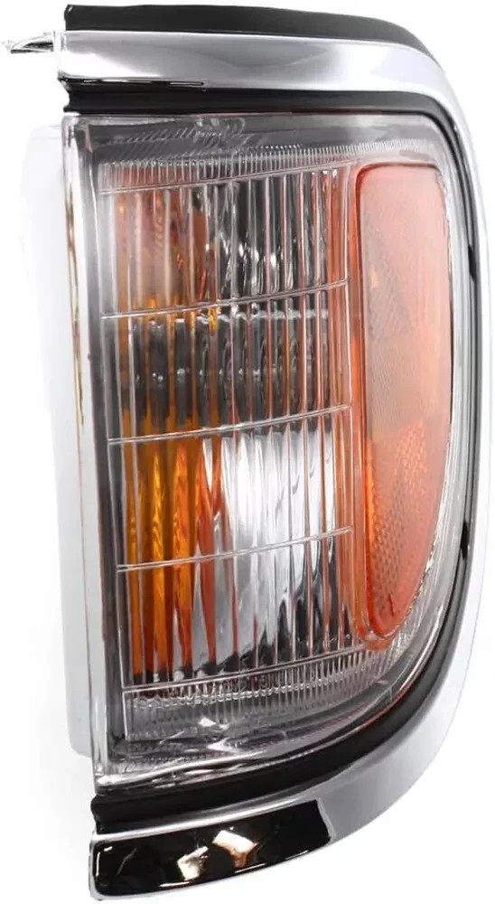 Toyota Tacoma 4WD 1995 1996 1997 Side Marker Light Assembly Driver and Passenger