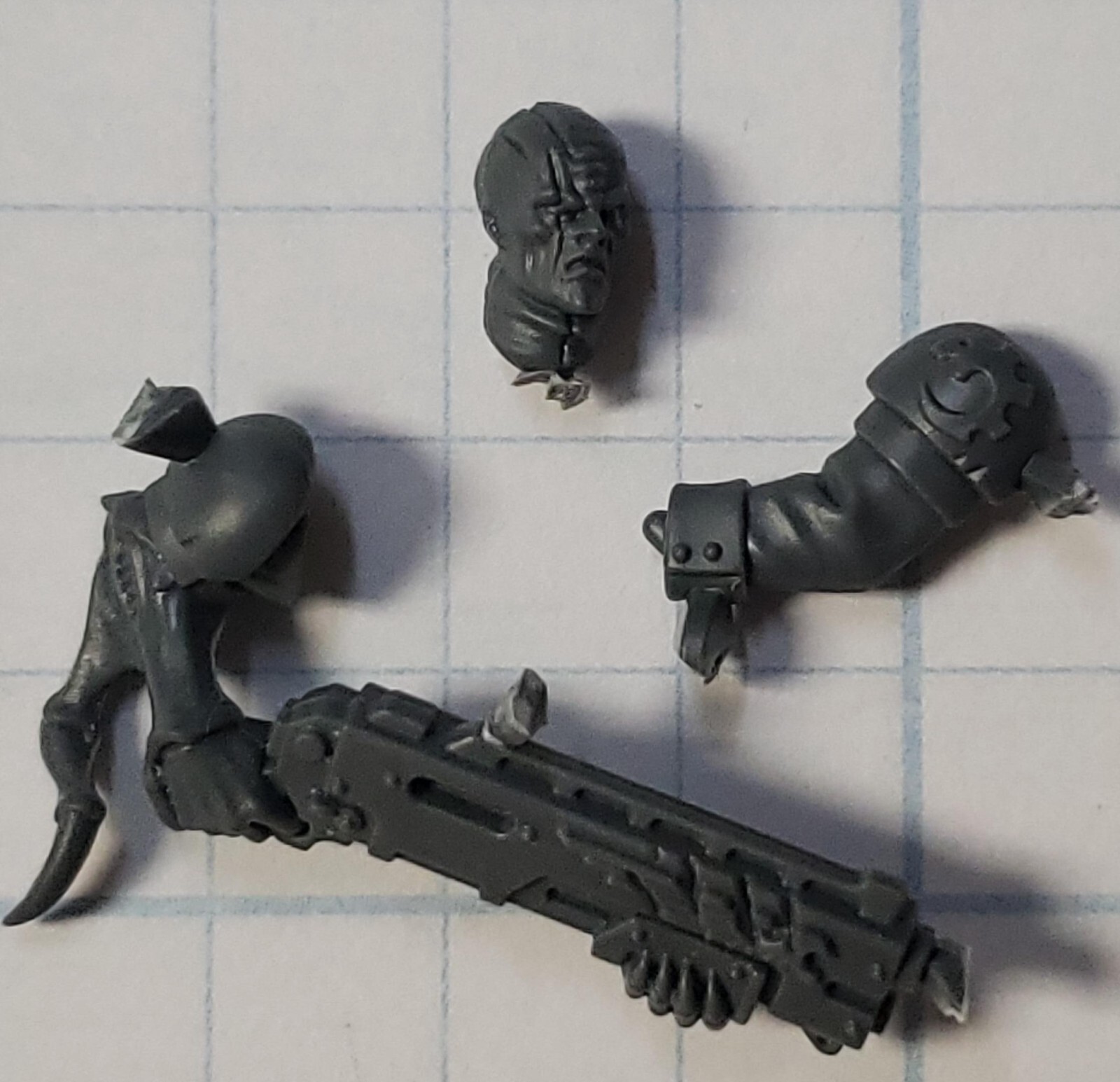 Warhammer 40k Genestealer Cult Bits Brood Brother Veteran w Shotgun Head & Claw