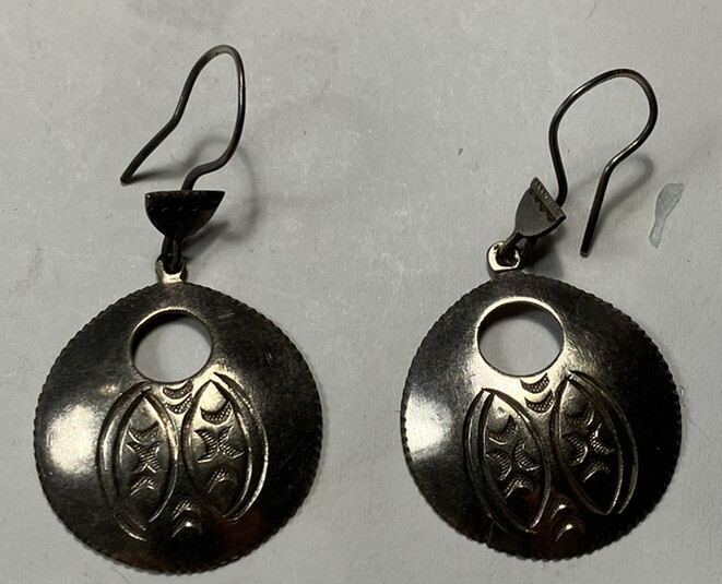 SOUTHWEST ROUND TC SIGNED DANGLE EARRINGS