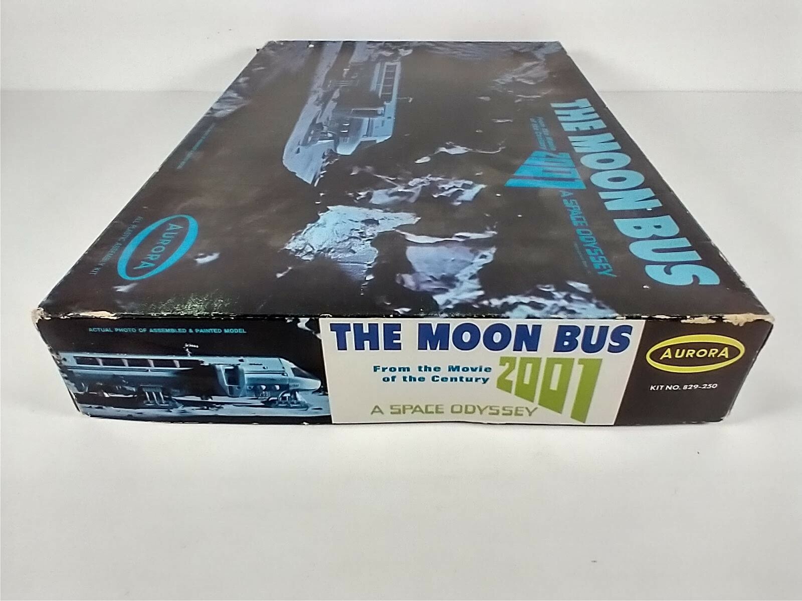 The Moon Bus 2001 Space Odyssey Aurora Model Kit # 829-250 ~ Parts Lot