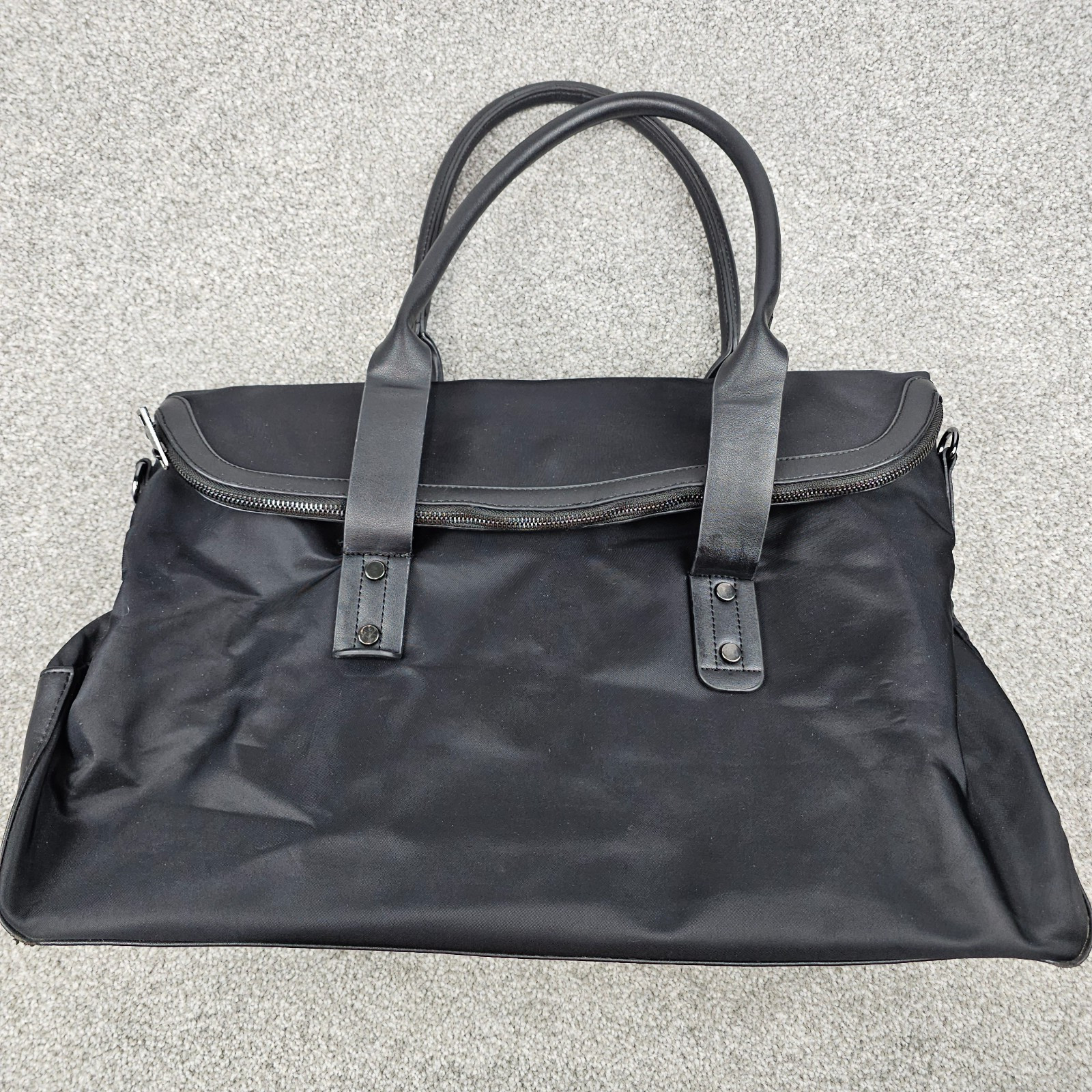 Fabletics Grip Tote Bag Double Handle Fold Over Snap Closure Zip Pockets Black