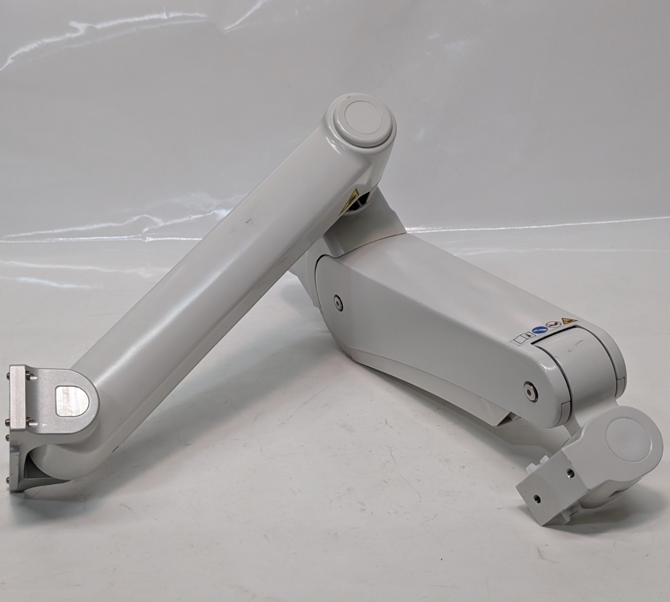 GCX Articulating Monitor Mount Arm 15-30 Lb Medical Equipment Arm As Shown