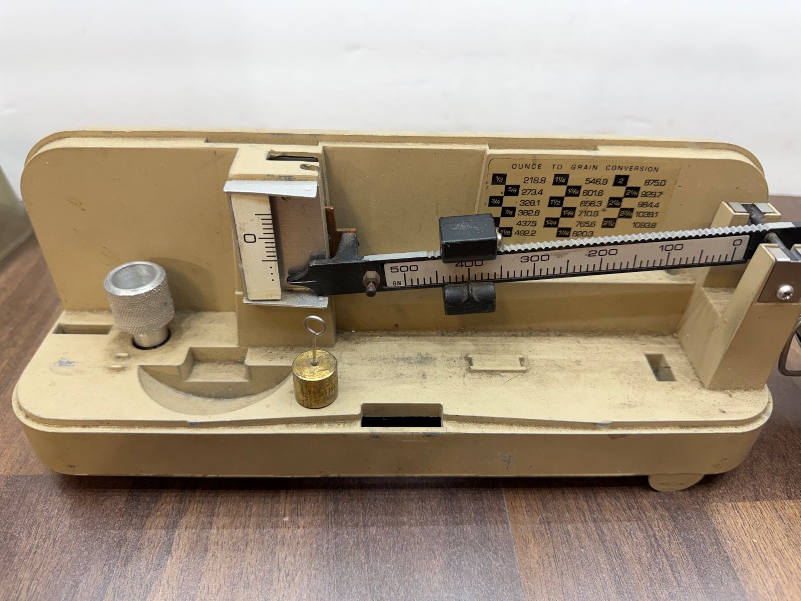 Ohaus 10 10 Reloading Beam Scale