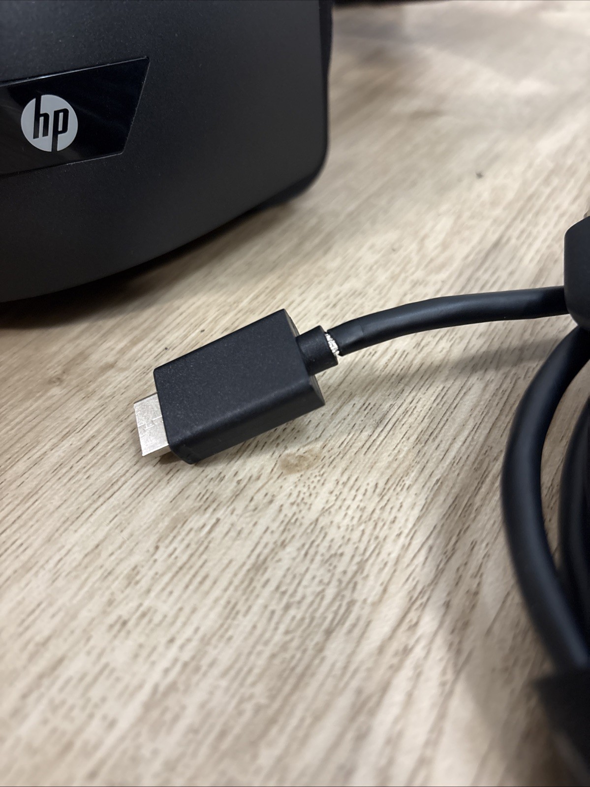 HP VR1000-100 Windows Mixed Reality Headset with Controllers, Black - See Pics