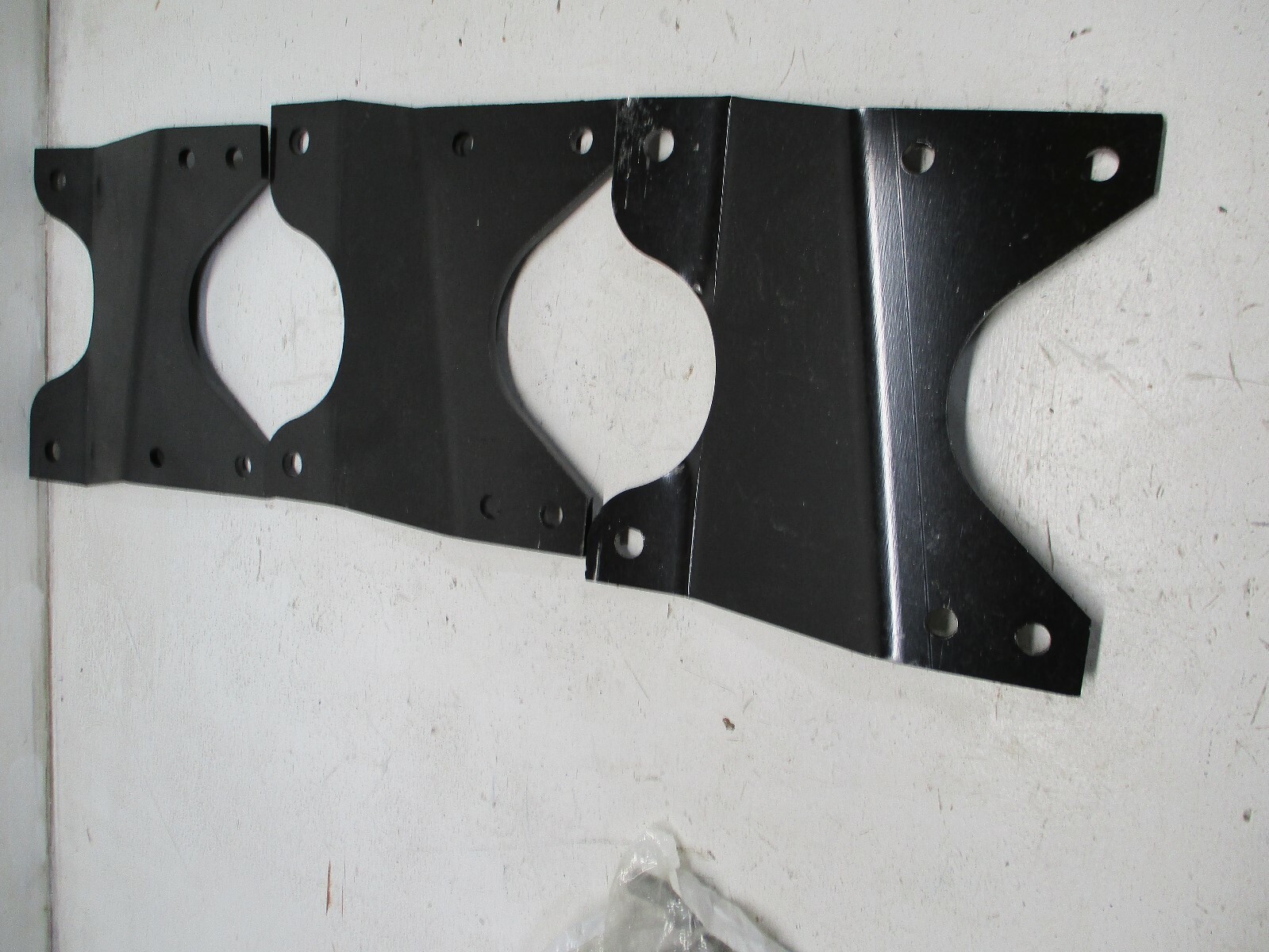 WORKHORSE W8007149 CROSS MEMBER BRACKETS    GM 15597948