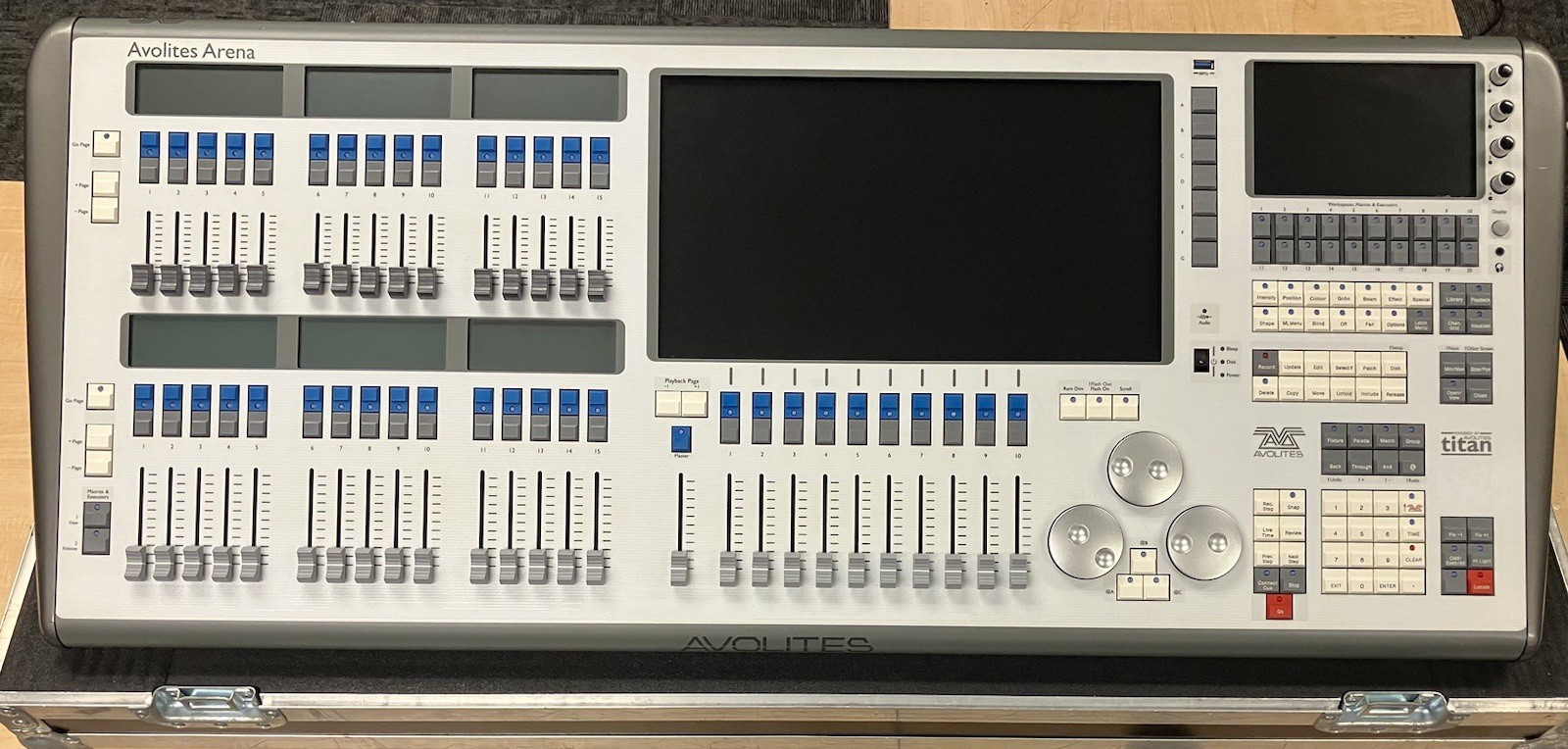 Avolites Arena Lighting Console w/ Case