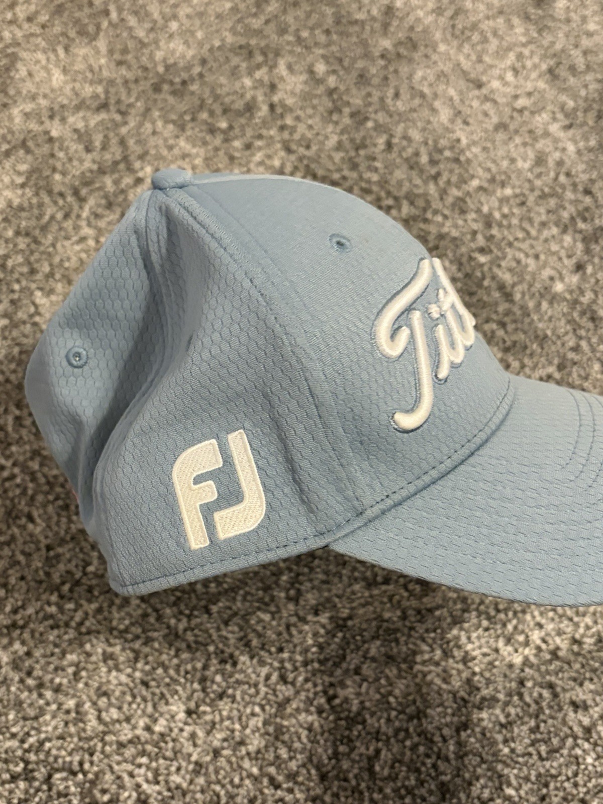 Titleist FJ Pro V1 Golf Hat Cap Fitted Sz M/L - Gray White