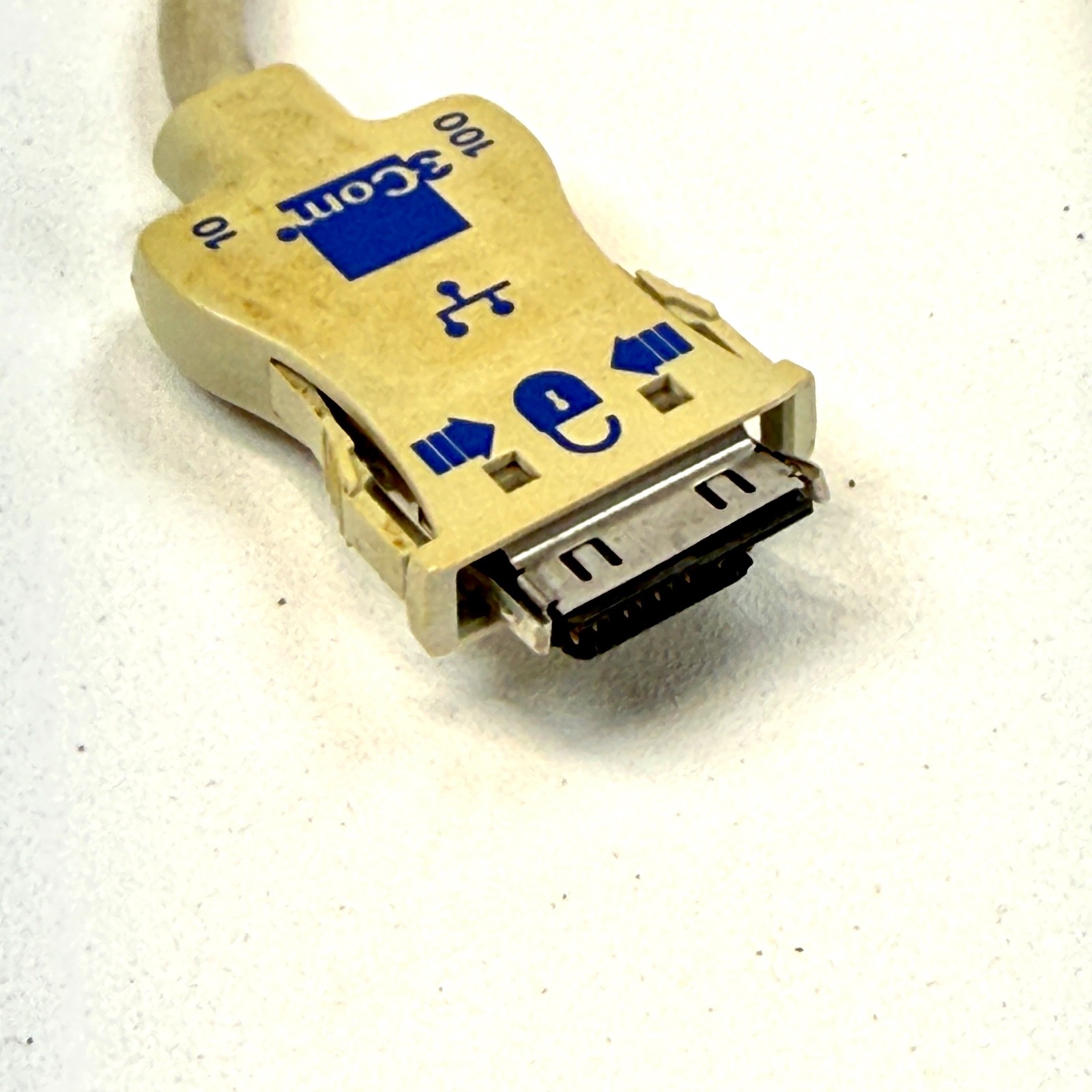 3Com Megahertz 10/100 LAN CardBus PC Card Model 3CCFE575BT