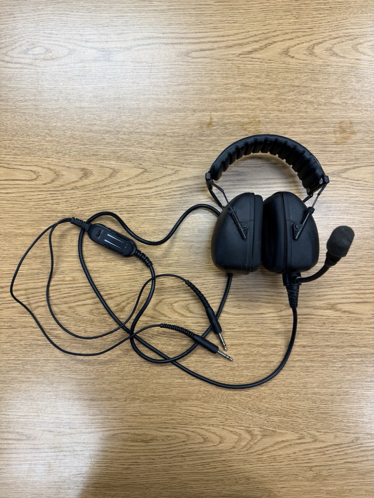 LightSpeed Aviation QFR Series Aviation Headset