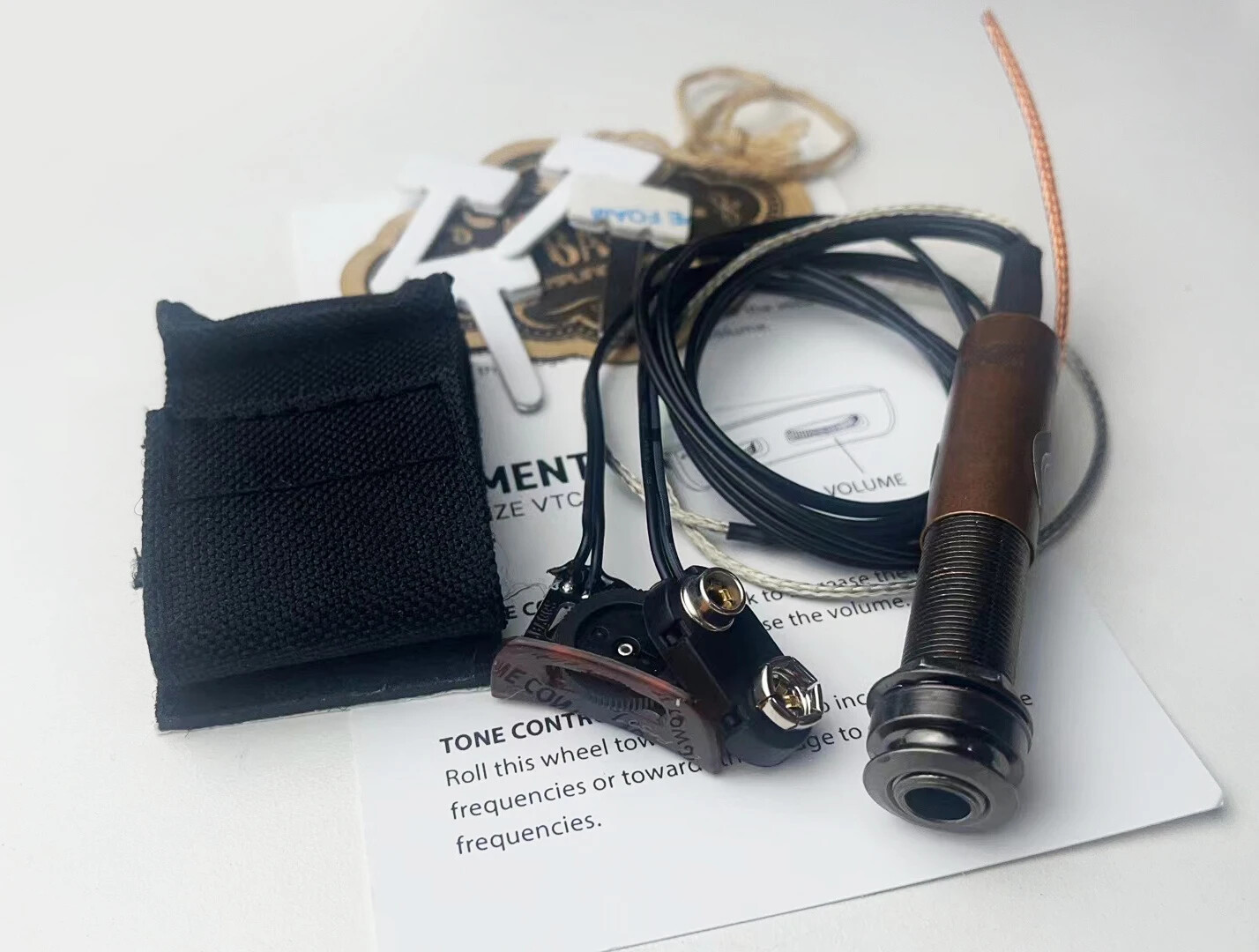 LR Baggs Element Active System Professional Acoustic Guitar Pickup