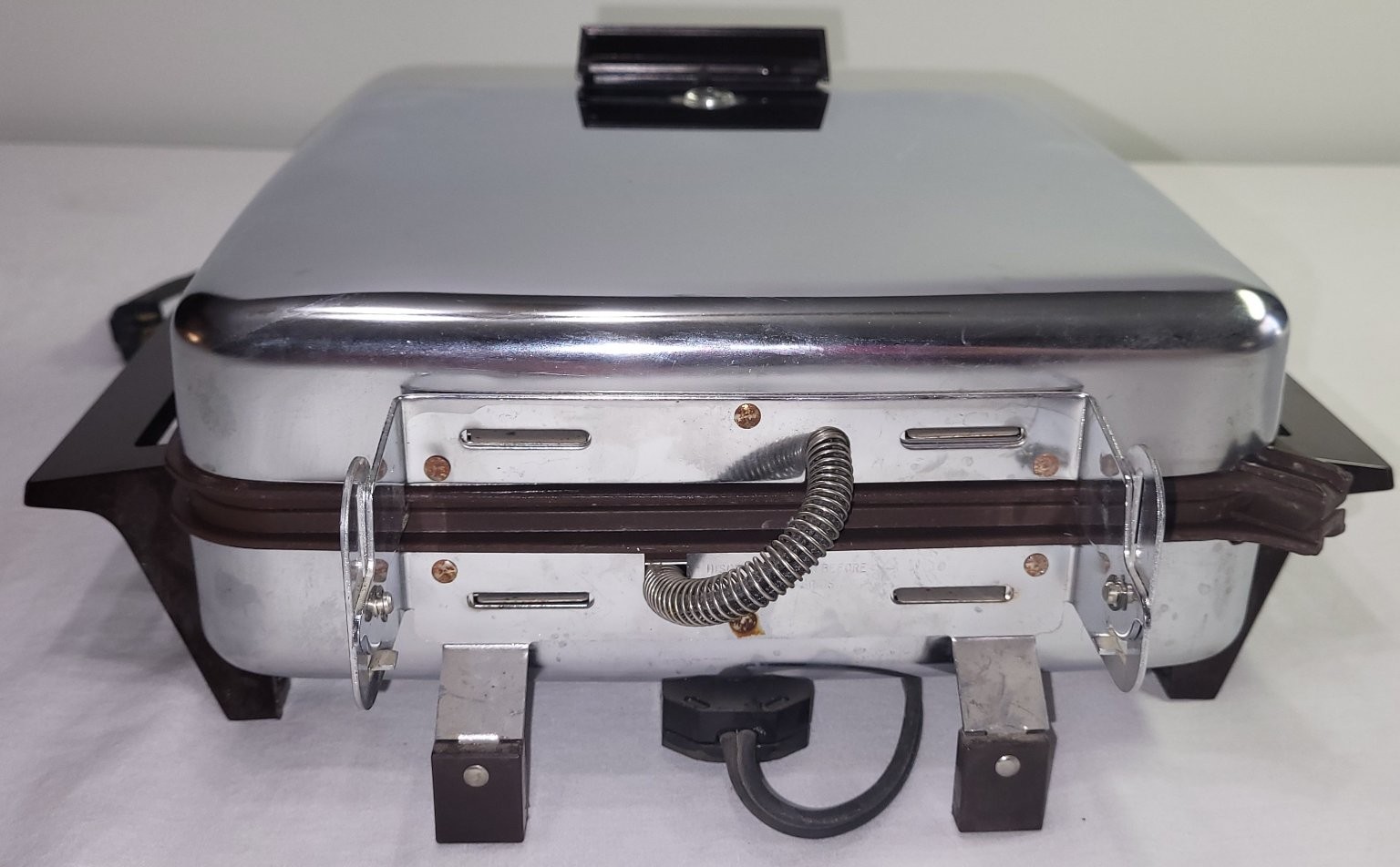 Toastmaster Model 269A Waffle Baker Stainless Steel Removable Reversible Plates