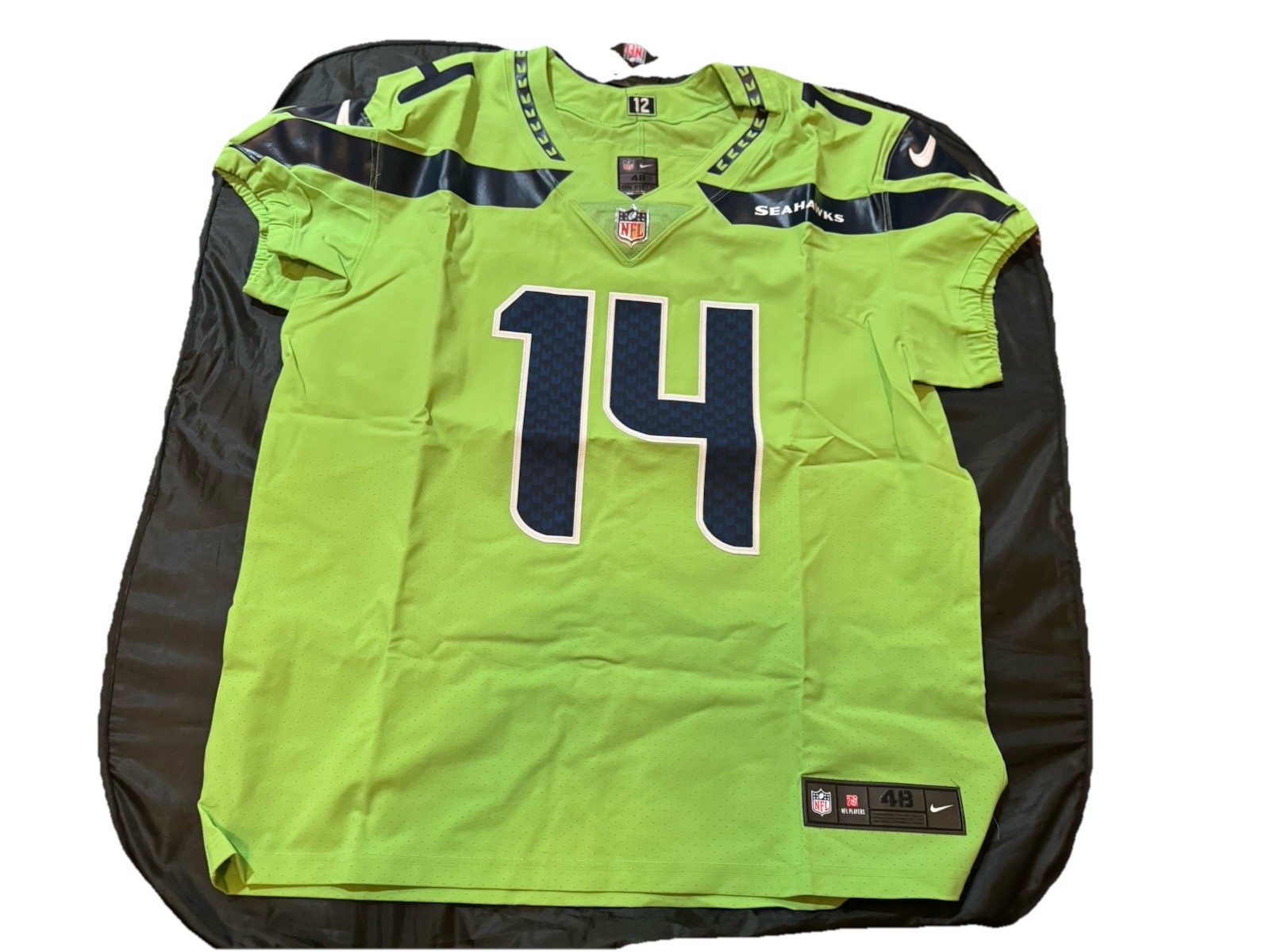 Authentic DK Metcalf Seattle Seahawks NFL NIKE Vapor Elite Jersey Size 48 NWT