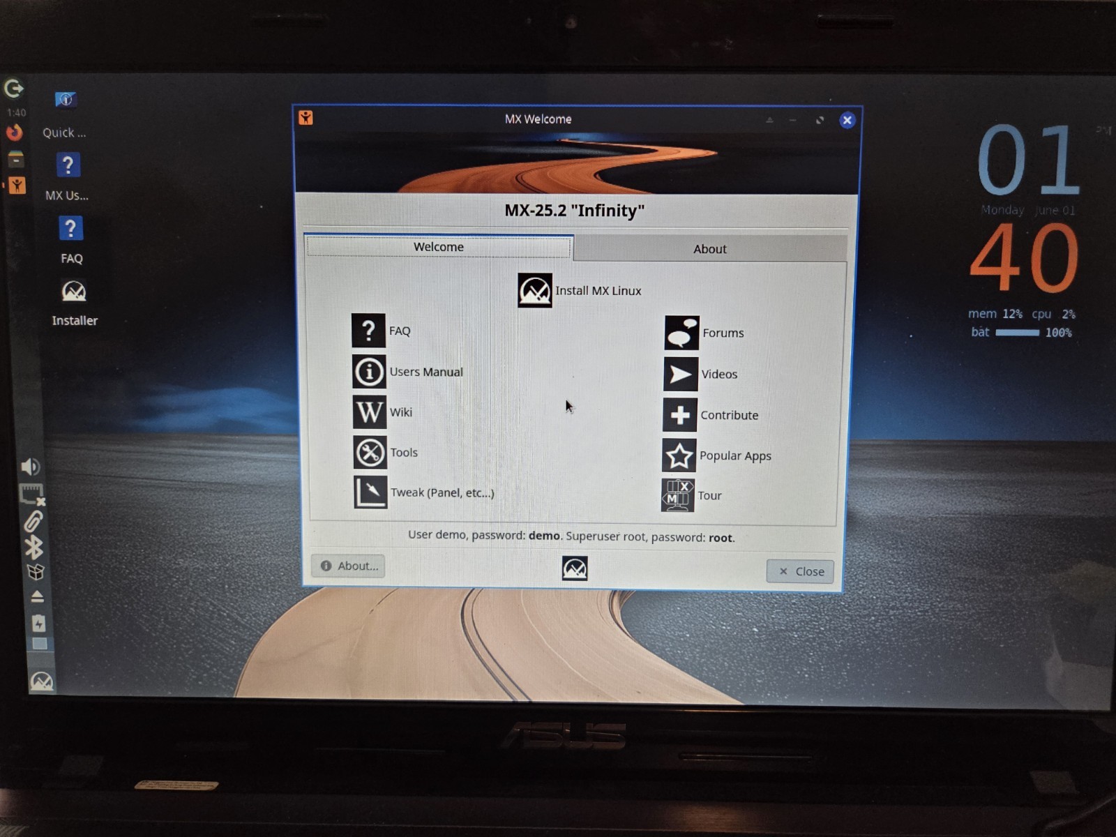 Linux MX V25.2, Xfce, 64-bit, Bootable Live and Install USB Flash Drive