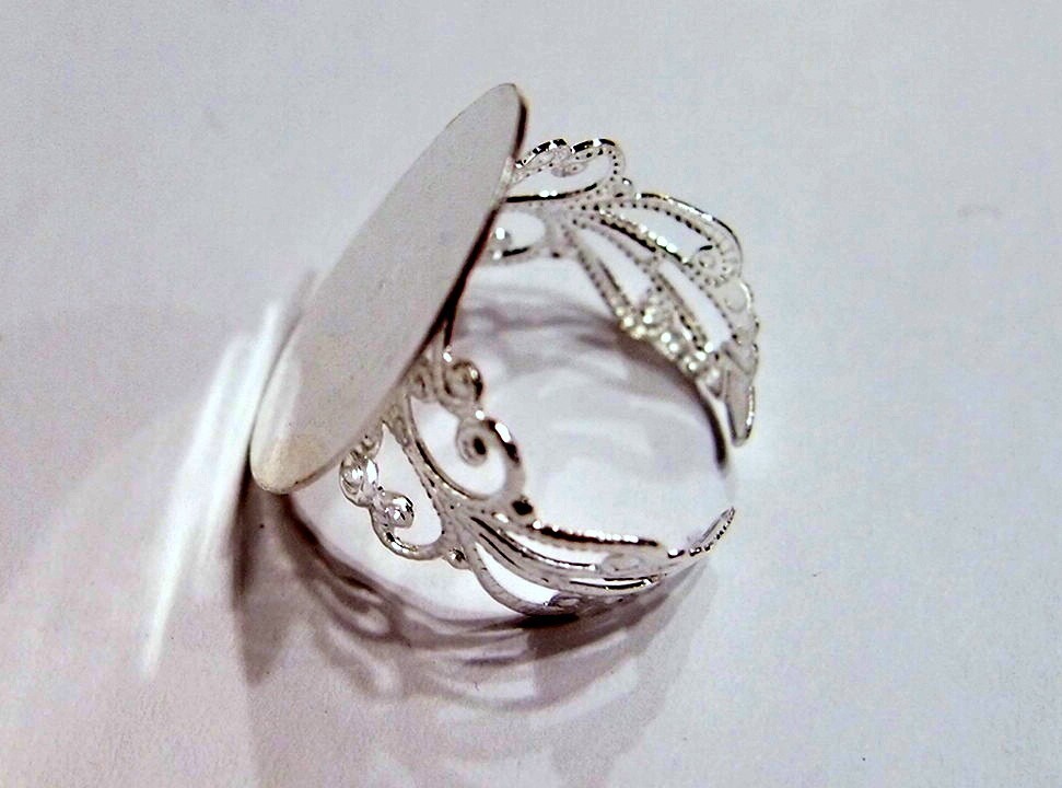 30 of 25x18mm Shiny Silver Adjustable Flat Face Victorian Scroll Ring Settings