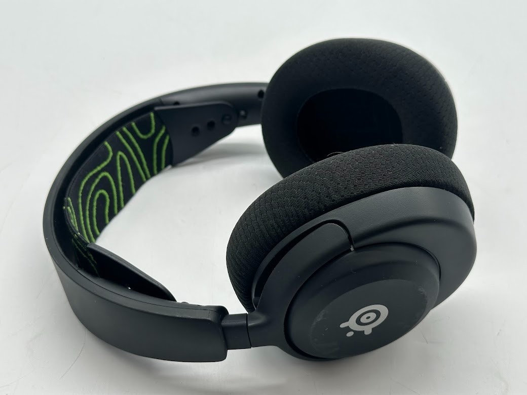 SteelSeries Arctis Nova 5X Wireless Multi-System Gaming Headset
