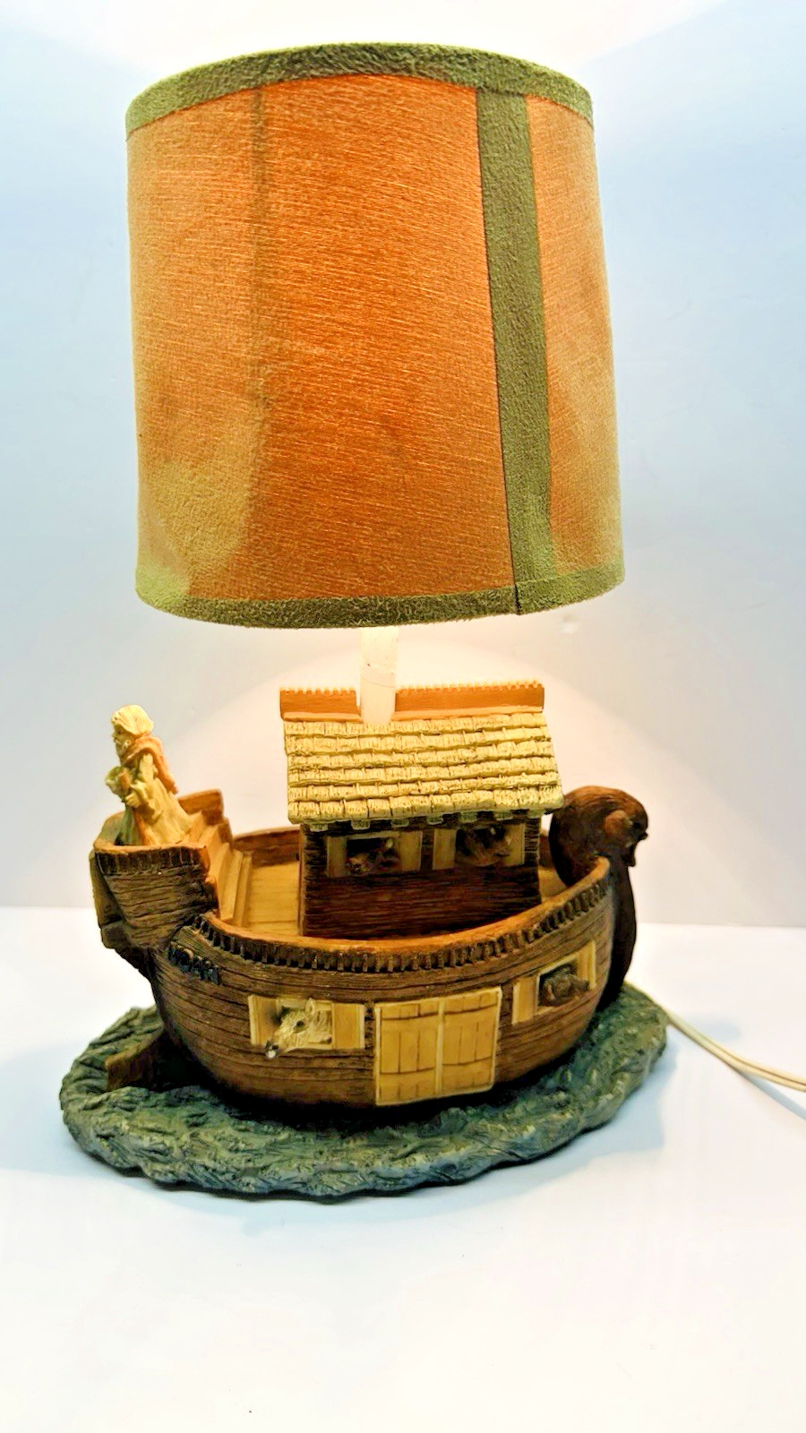 Vintage 1996 Children Garden Noah’s Ark Resin Lamp 13.5"