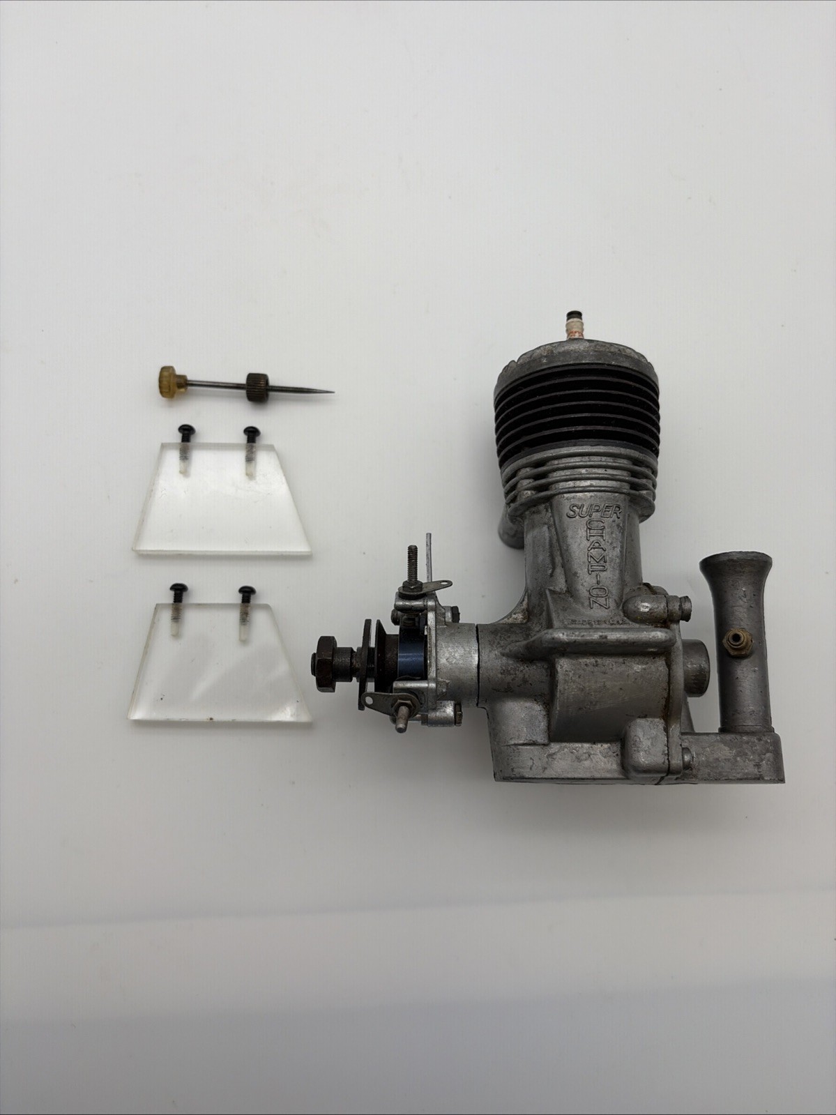 SUPER CHAMPION 195 MODEL AIRPLANE ENGINE M6