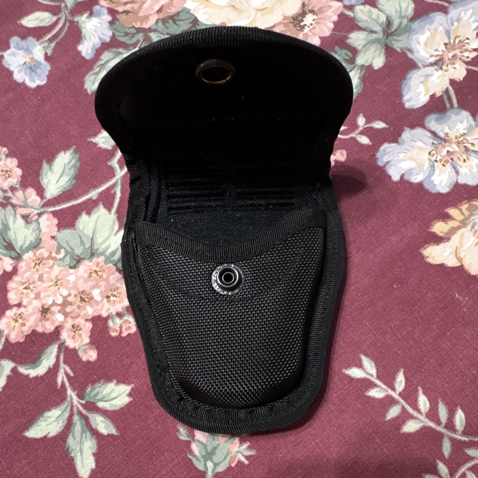 Black Nylon Snap-Closure Handcuff Case Pouch, 1 Pair Capacity, Lightweight