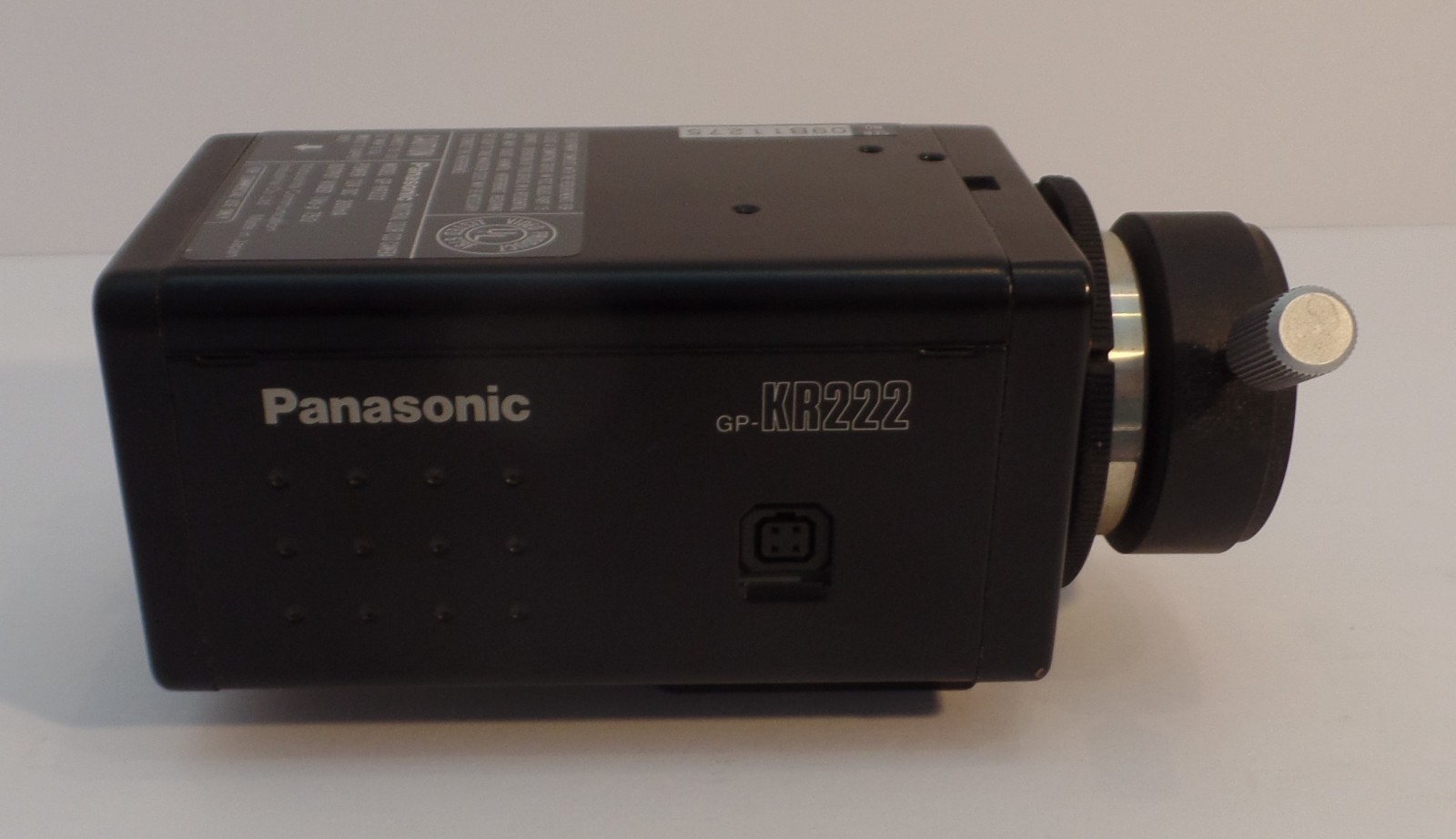 PANASONIC GP-KR222 DIGITAL COLOR CAMERA