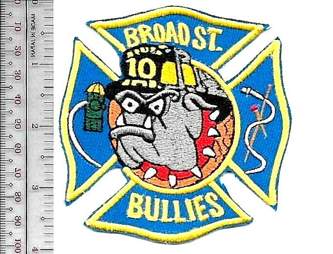 Providence Fire Department Fire Engine 10 Broad Street Bullies Bulldog NO TARIFF