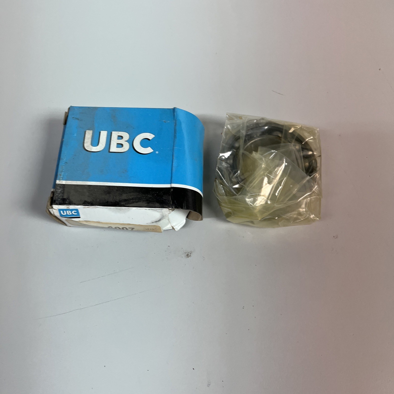 (BRAND NEW IN BOX) UBC Bearing FED 6007 US