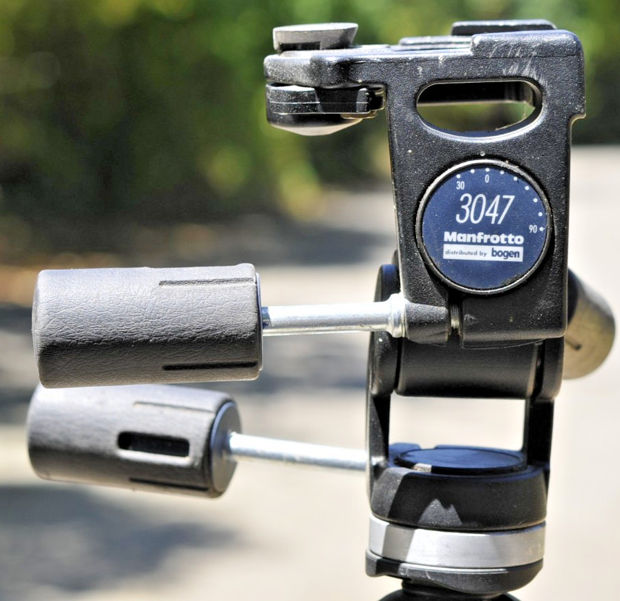 Manfroto 3047 Tripod, 6 ft high, not used much
