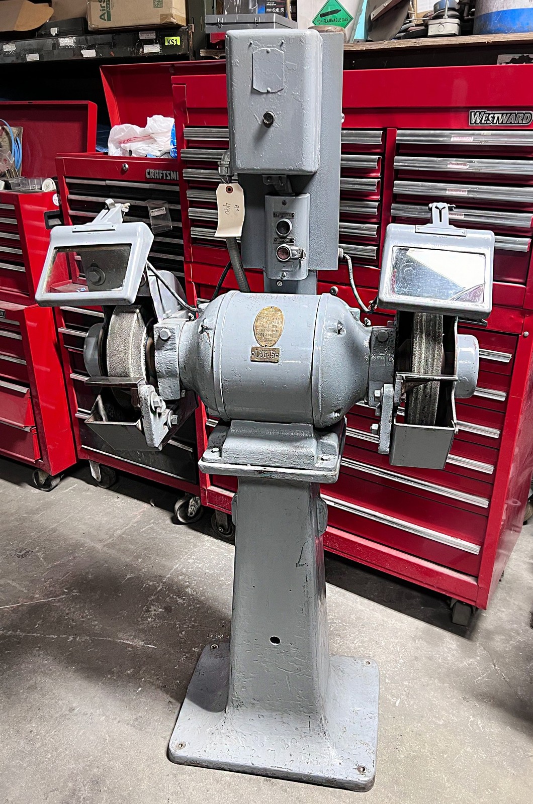 CINNNATI 161 12" PEDESTAL BUFFER / GRINDER 440V THREE PHASE