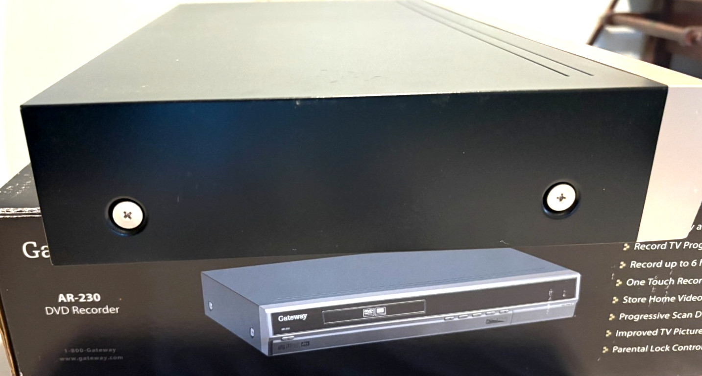 GATEWAY AR-230 Progressive Scan DVD Player Recorder
