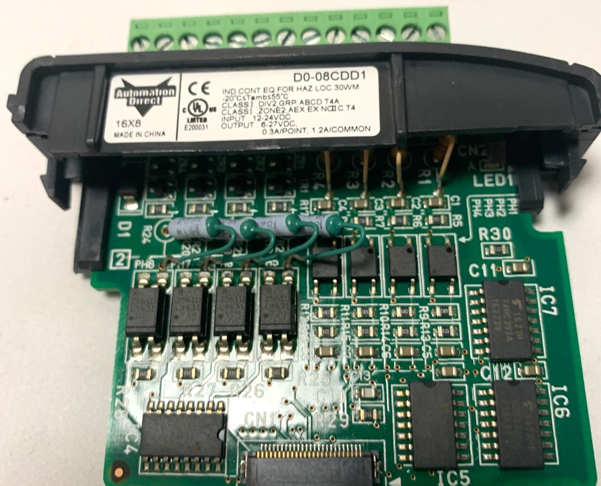 DirectLOGIC D0-08CDD1 DL05/06 discrete combo module, Input: 4-point Output: 4-pt