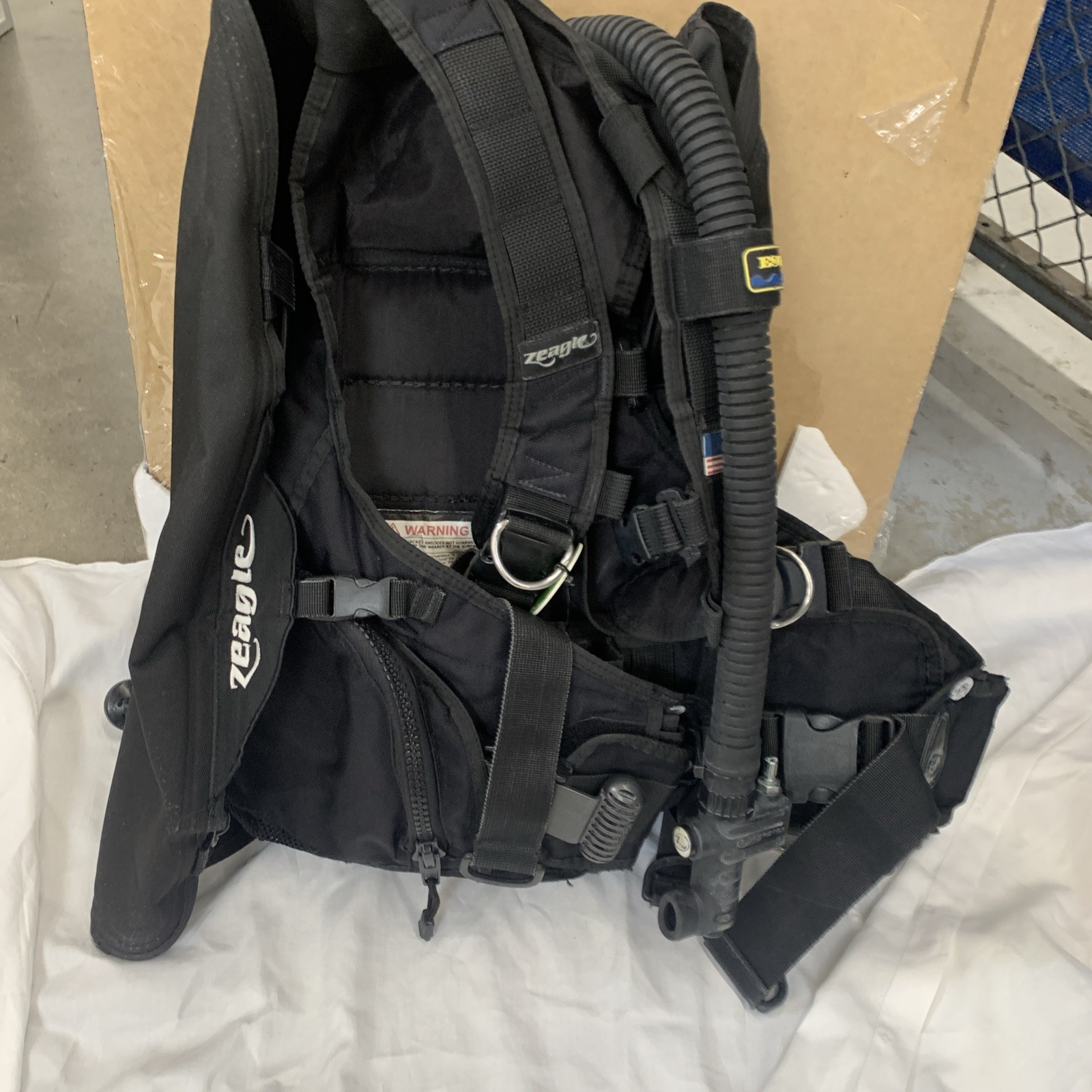 Zeagle Escape Size MD Scuba Diving