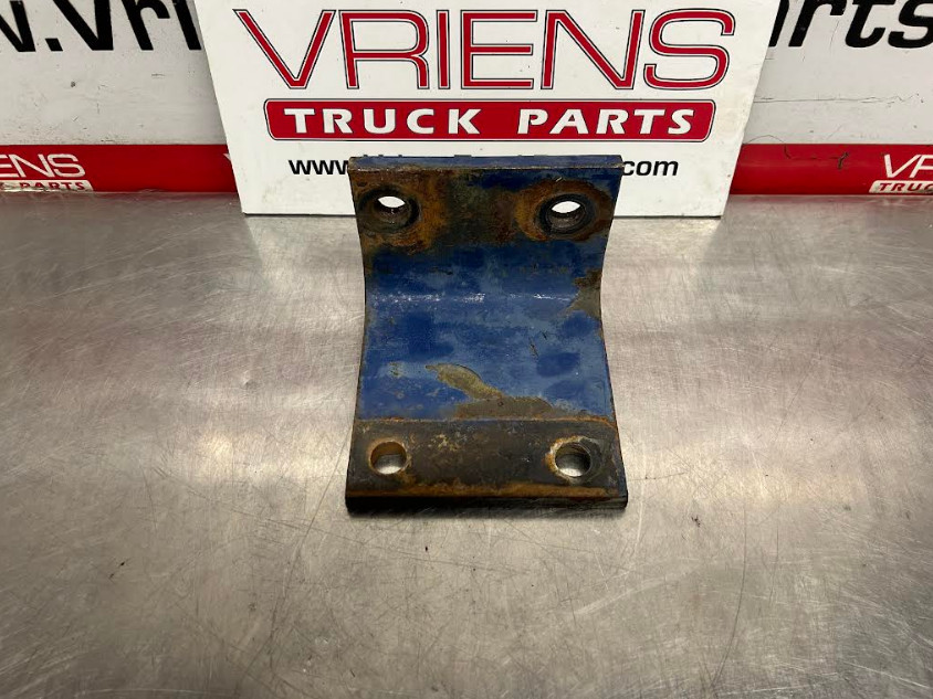 KENWORTH K276-1180 BRACKET-CROSSMEMBER FRONT ENGINE SUPPORT