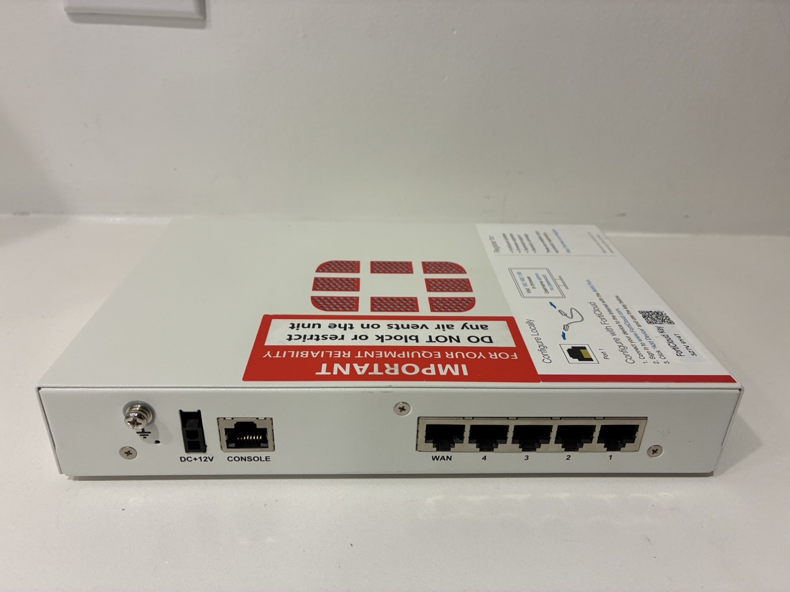 Fortinet FortiGate 30E FG-30E Network Security Firewall Appliance + power supply