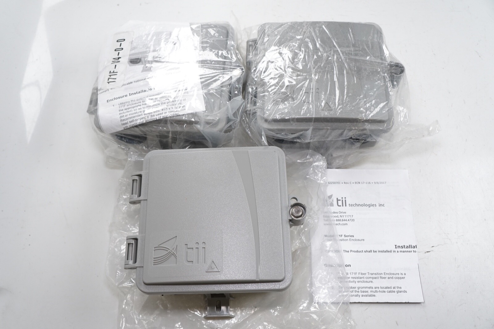 New Lot of 3 Fiber Optic Splice Enclosure 171F Tii Technologies 171F 171F-V4-0-0
