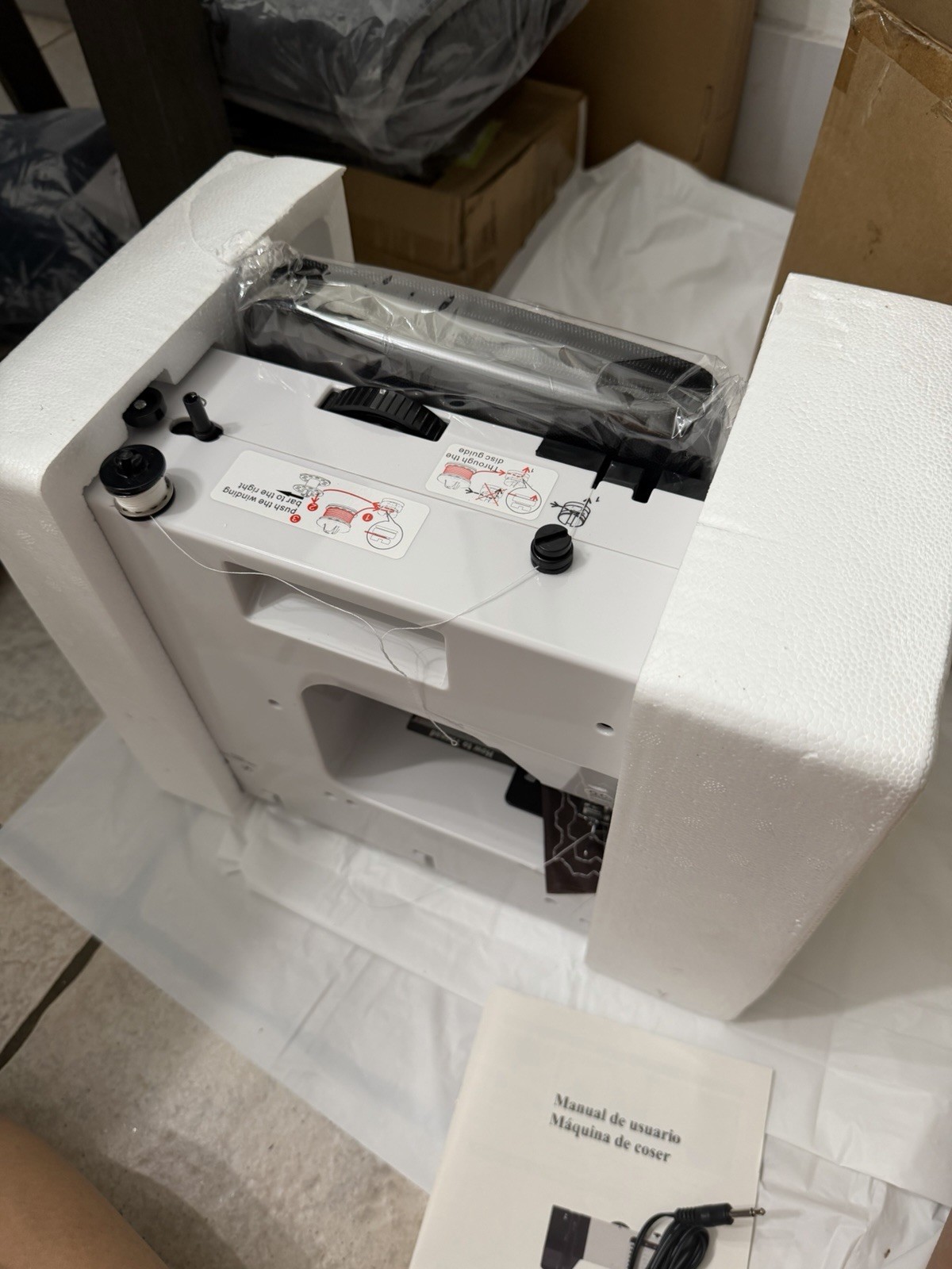 SM-202 Electric Sewing Machine 36 Stitch Extension Table Tested