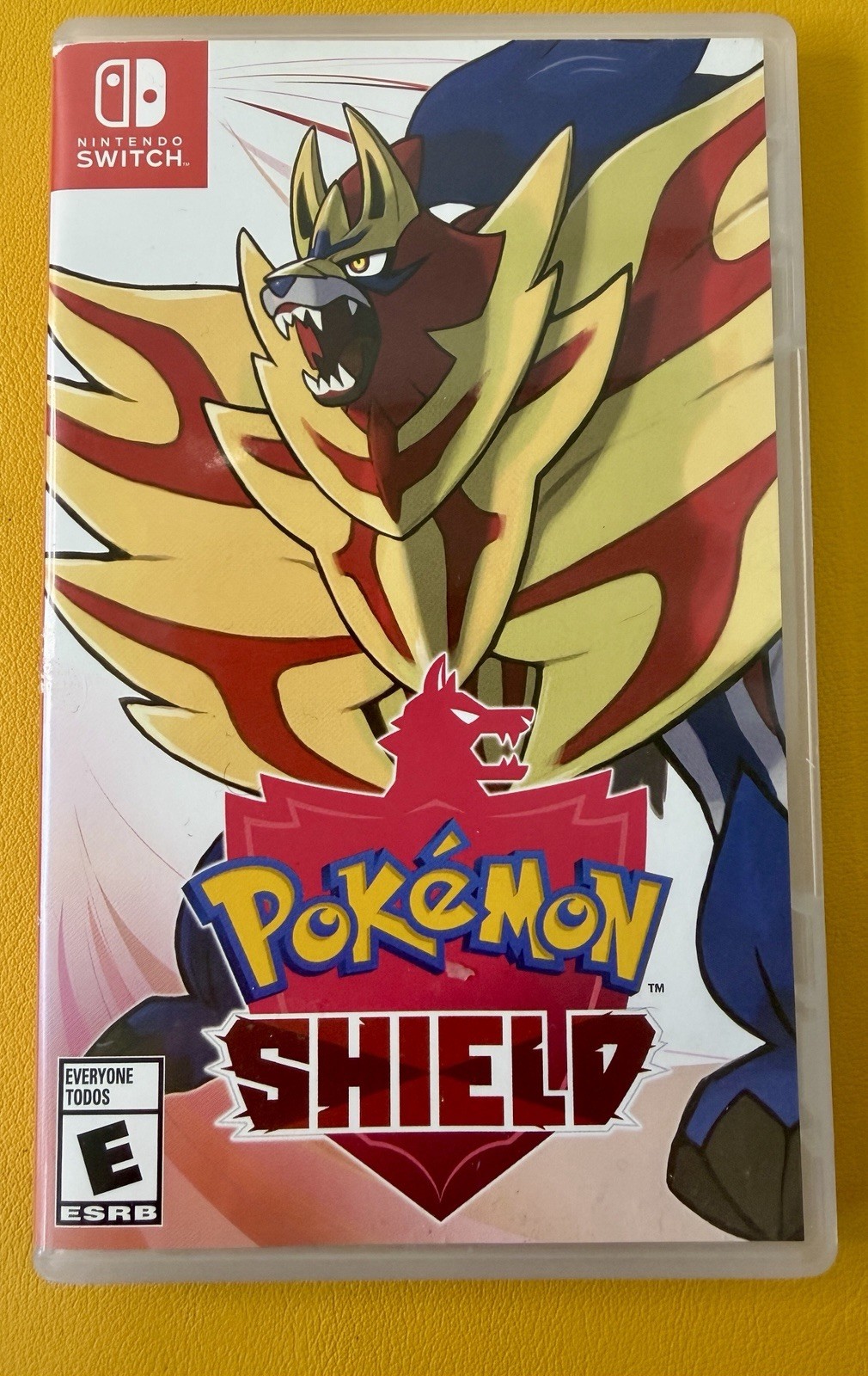 Pokémon Shield (2019) Nintendo Switch Original CASE ONLY